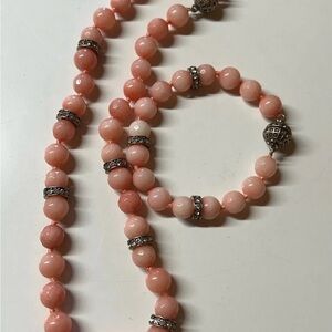 Elegant Pink Beaded Necklace and Bracelet Set